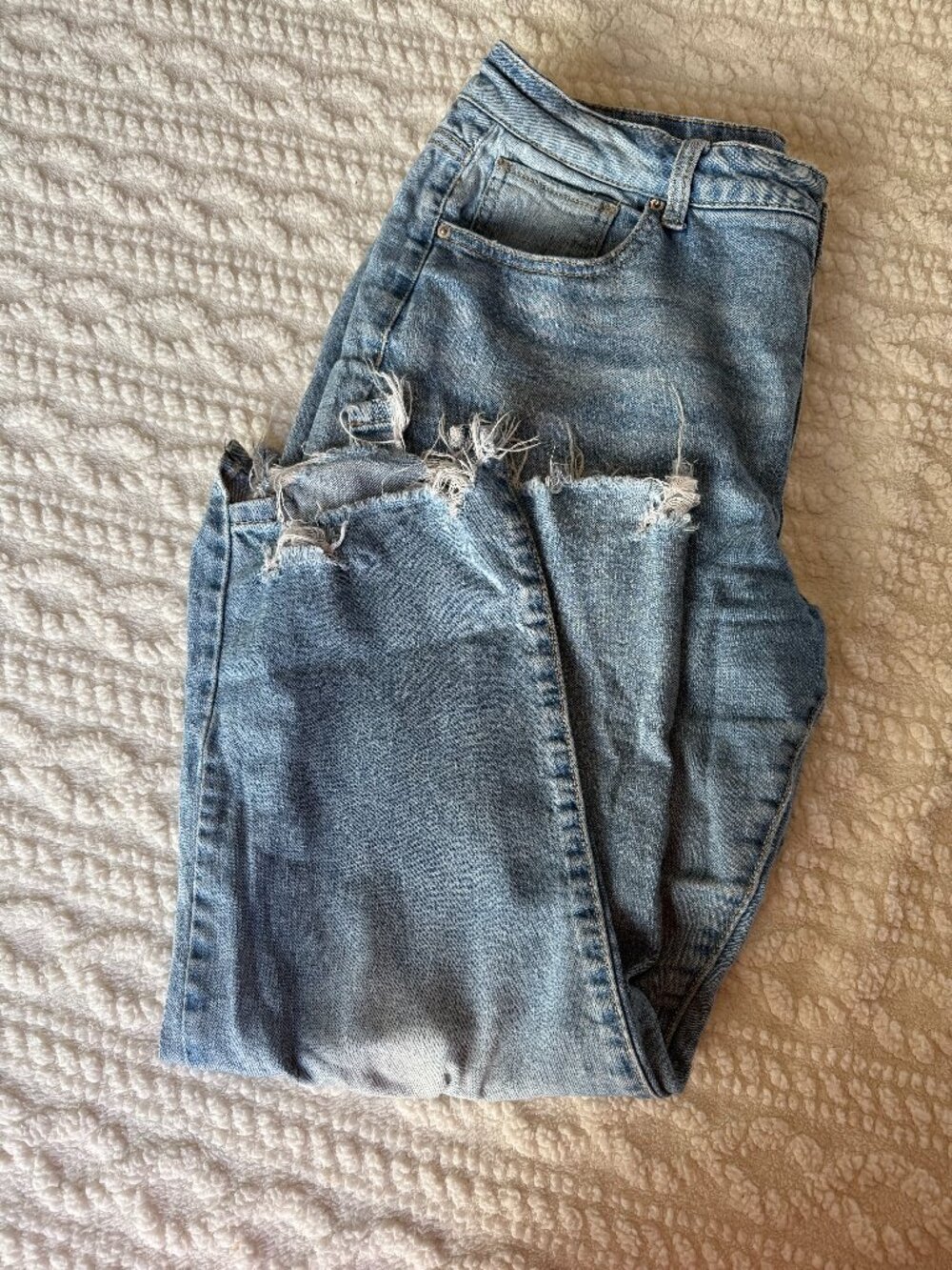 High rise deconstructed hem -  straight leg jeans
